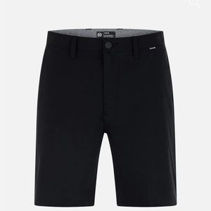 HURLEY
PHANTOM ECO 18" BOARDSHORT          SIZE: 28 COLOR: Black